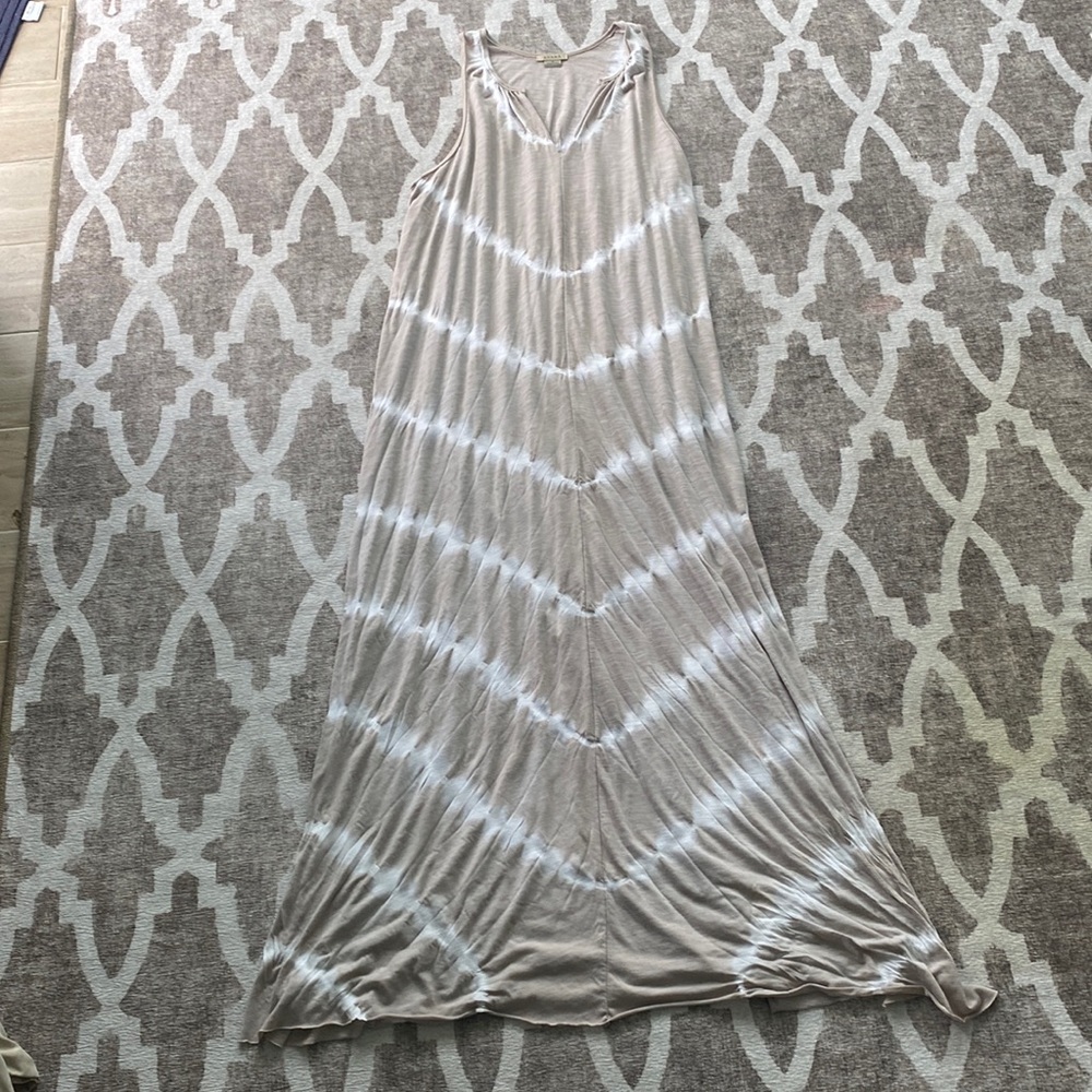 Maxi dress. Worn once and like new.